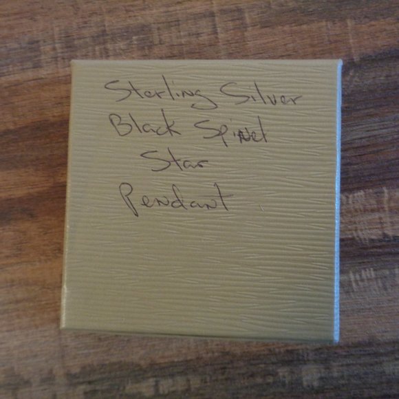 Black Spinel Sterling Silver Star Pendant w/Chain NIB - Picture 11 of 12